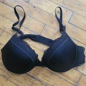 Calvin Klein Elegant Black Lace Bra